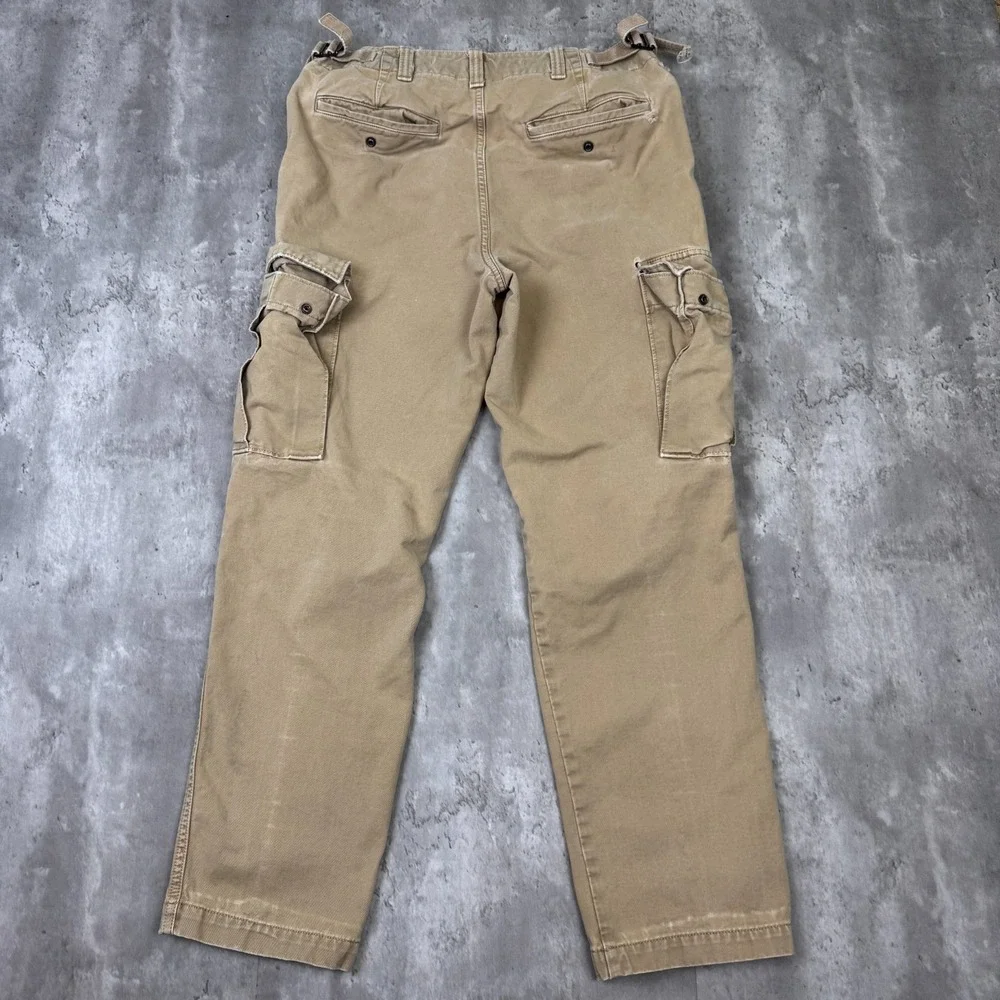 Banana Republic brand banana
